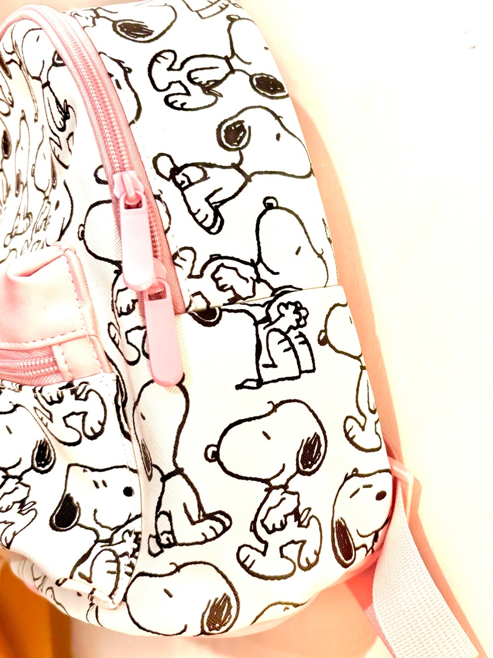 Hard to find Pink and white Snoopy All Over Small Backpack Brand New - Picture 2 of 10